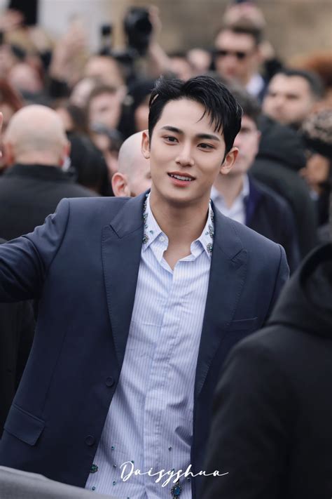 mingyu dior suit.